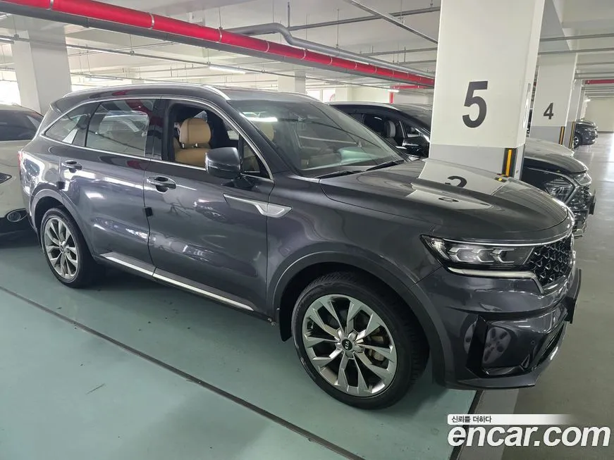 Kia Sorento — фото 6