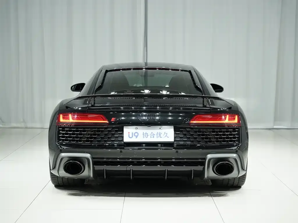 Audi R8 — фото 10