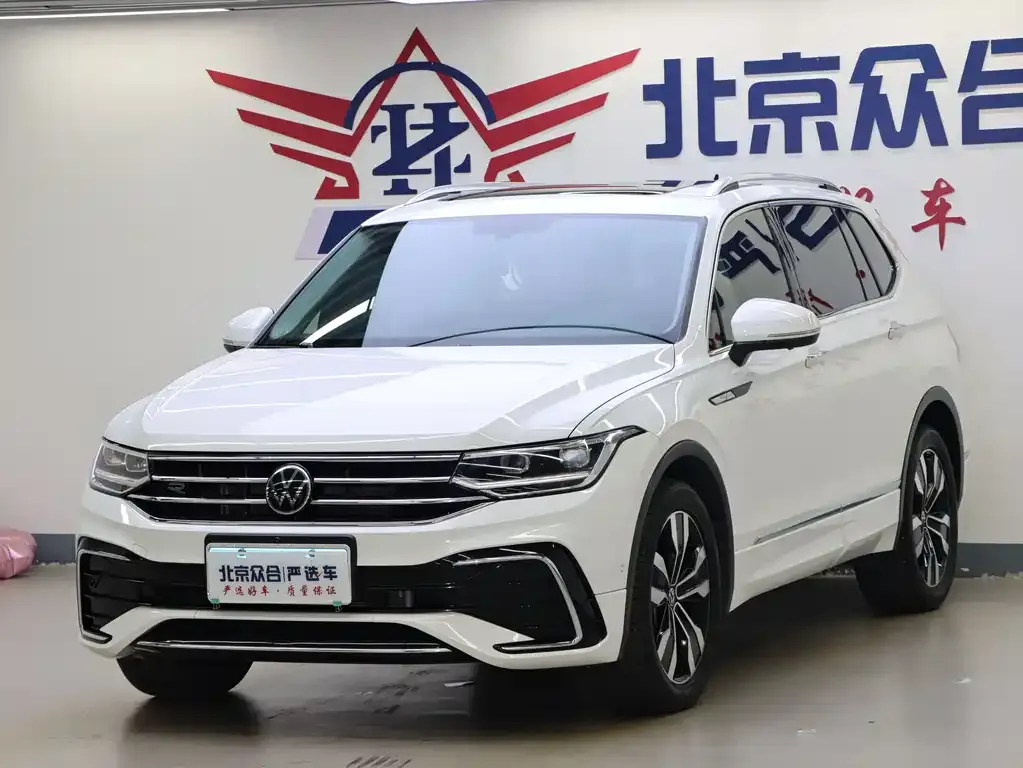 Volkswagen Tiguan L 2022 из CN, фото 1