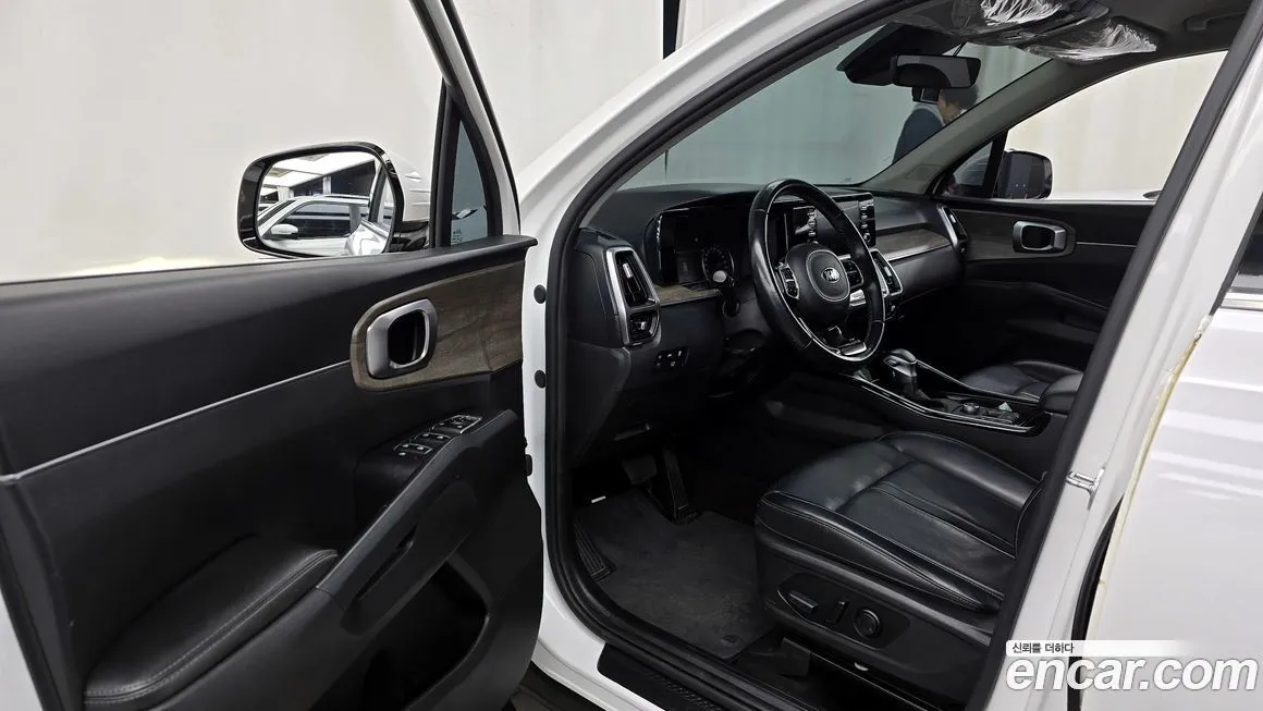 Kia Sorento — фото 10