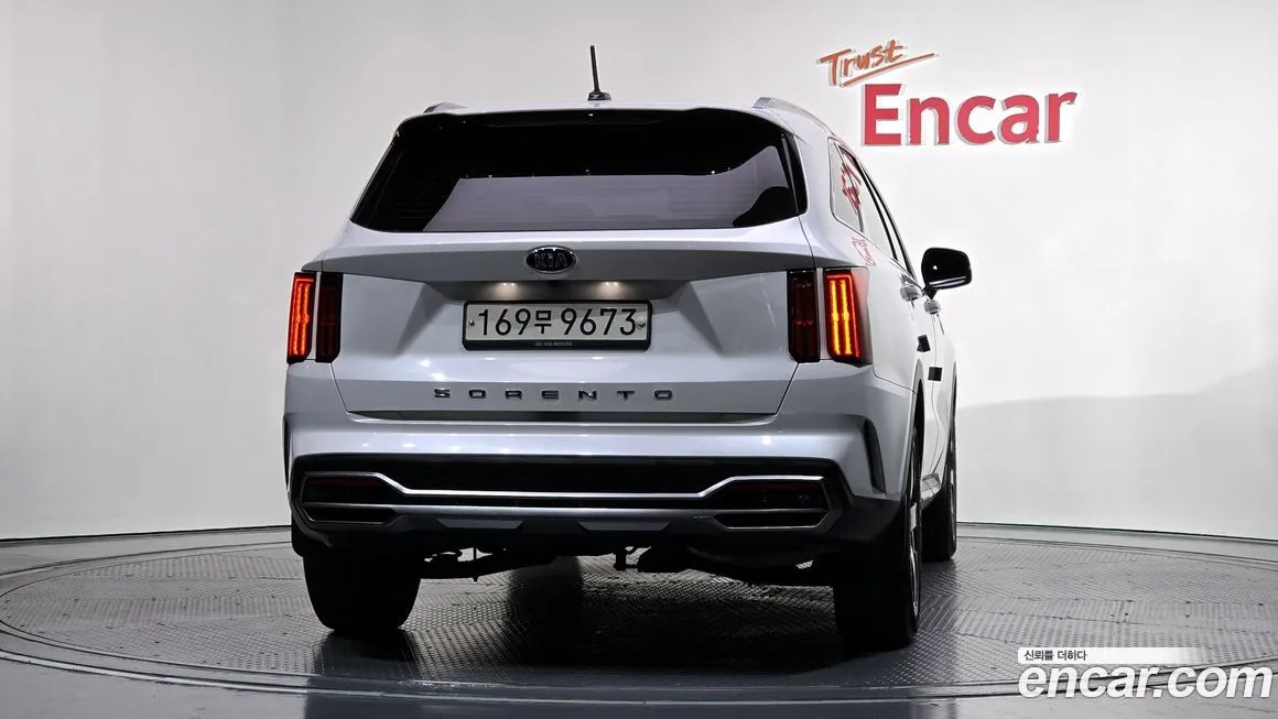Kia Sorento — фото 4