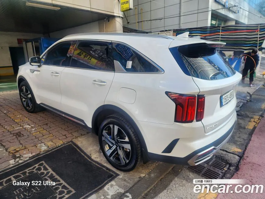 Kia Sorento — фото 5