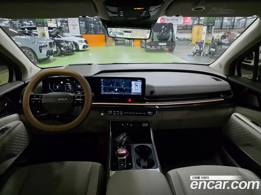 Kia Carnival — фото 10