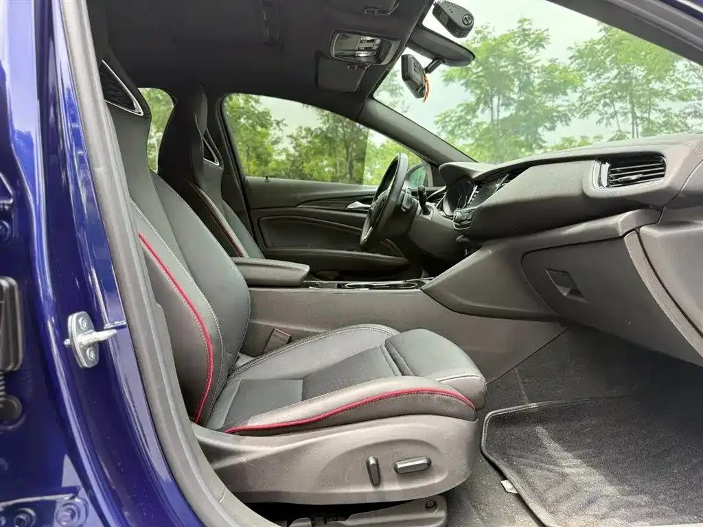Buick Regal — фото 8
