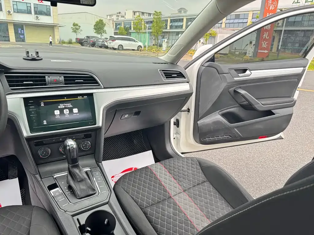 Volkswagen Lamando 2022 из CN, фото 10