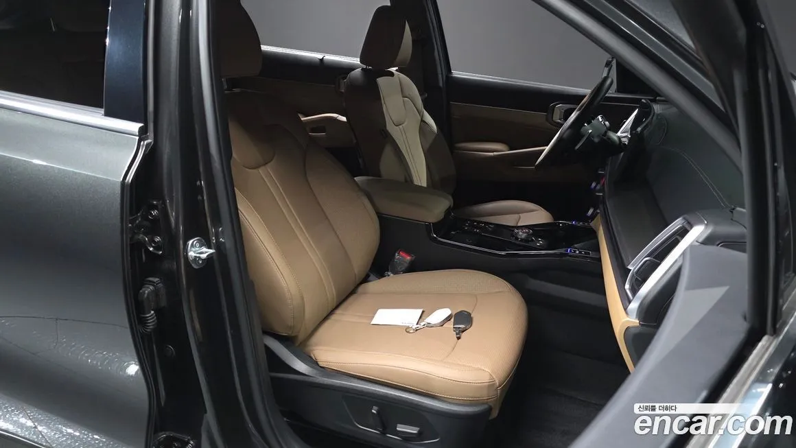 Kia Sorento — фото 10