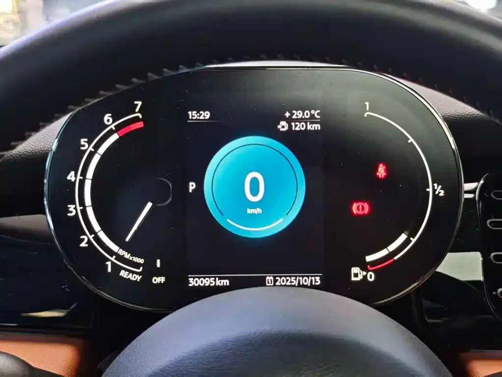 MINI Cooper (3-door) 2022 из CN, фото 10