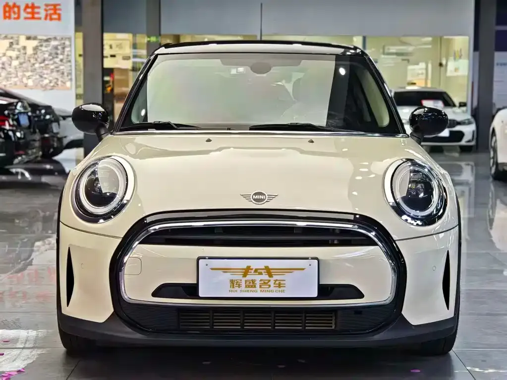 MINI Cooper (3-door) 2022 из CN, фото 2