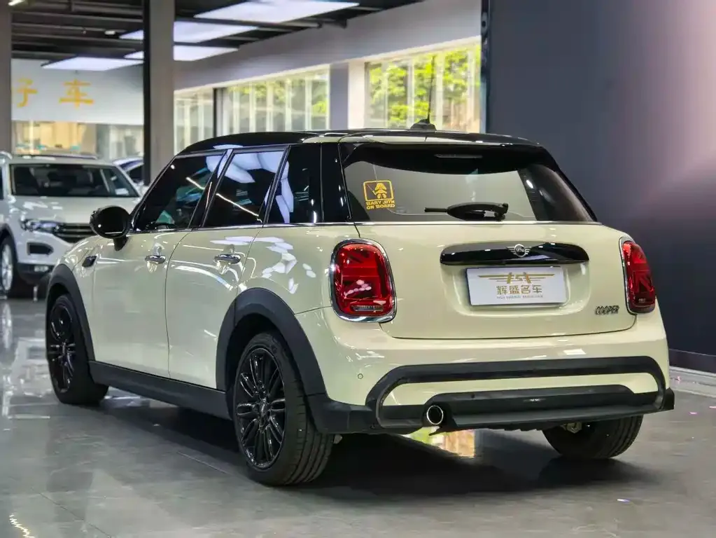 MINI Cooper (3-door) 2022 из CN, фото 3