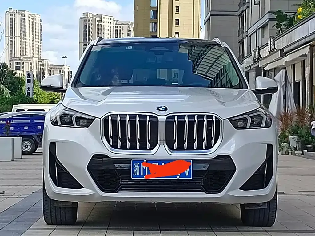 BMW X1 2024 из CN, фото 2