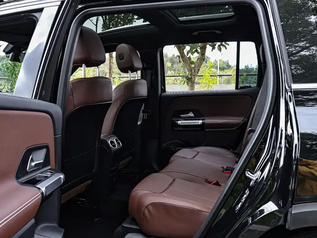 Mercedes-Benz GLB 2023 из CN, фото 8