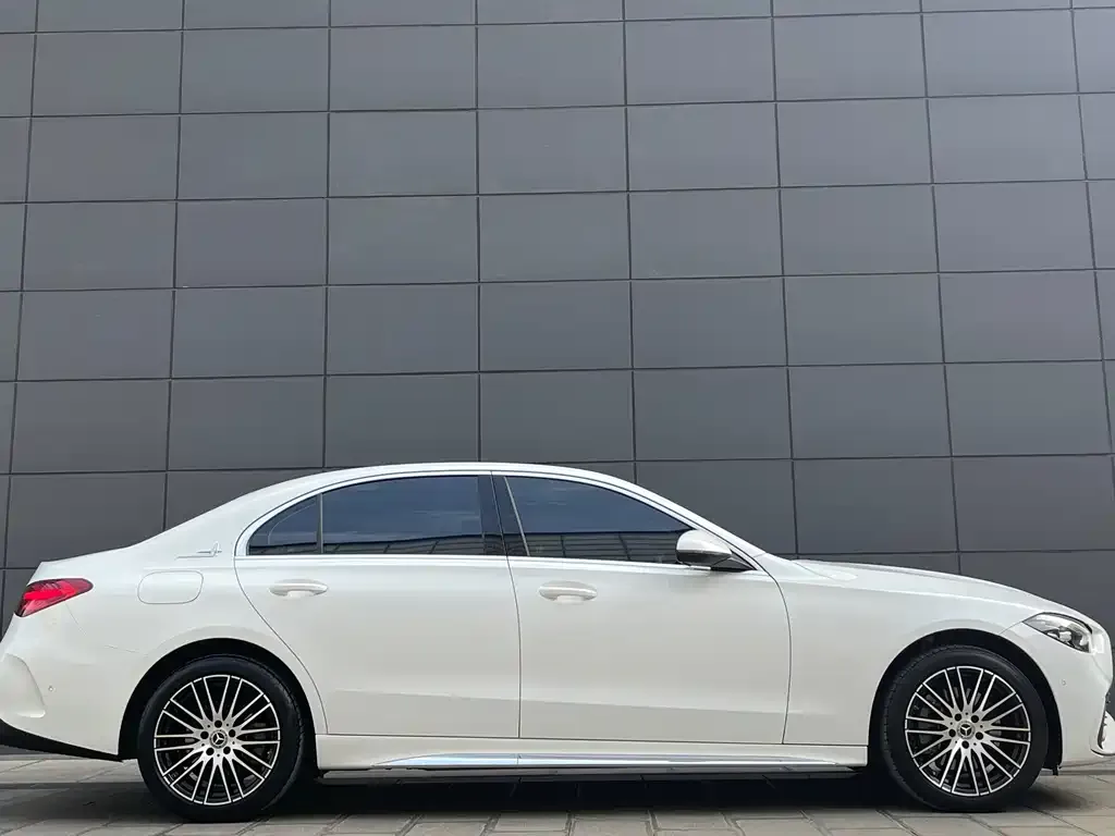 Mercedes-Benz C-Class 2023 из CN, фото 4