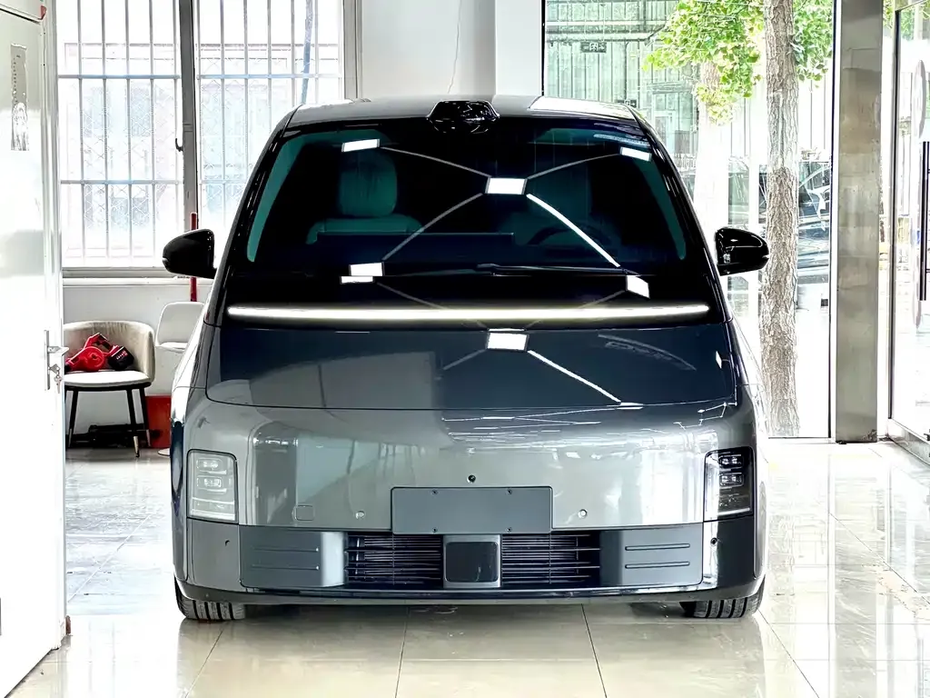 Li Auto MEGA — фото 2