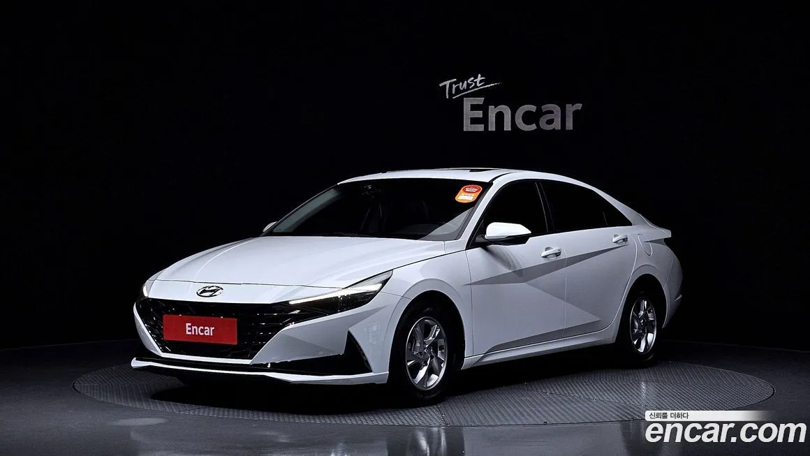 Hyundai AVANTE — фото 1
