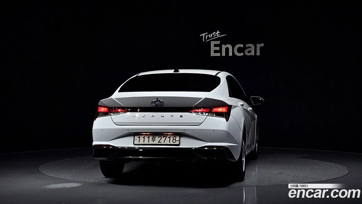 Hyundai AVANTE — фото 4