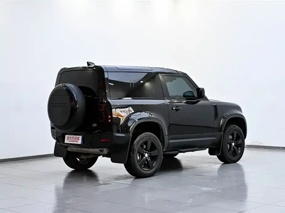 Land Rover Defender — фото 6