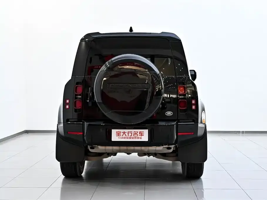 Land Rover Defender — фото 7