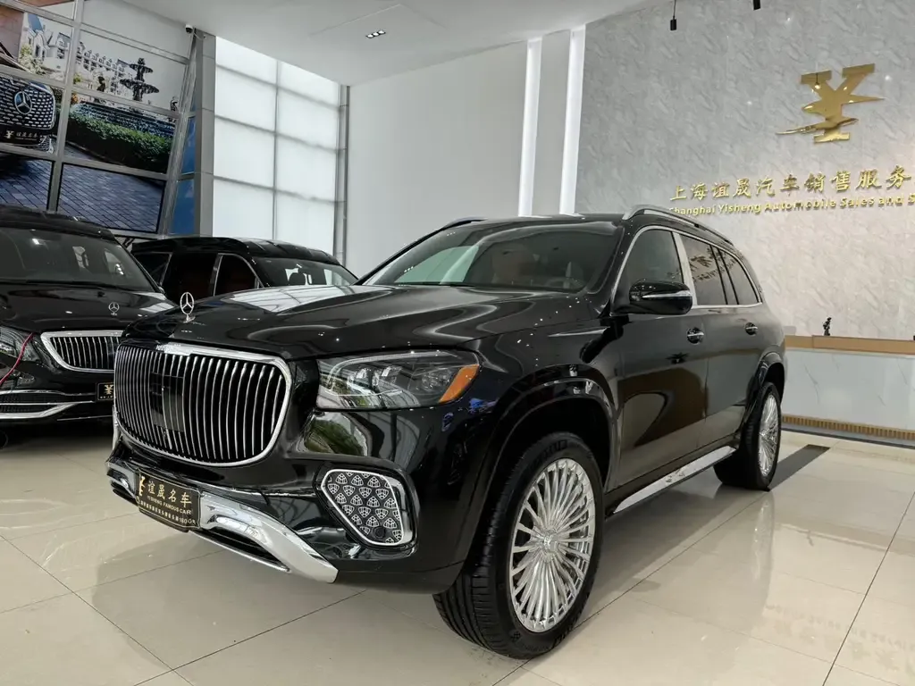 Mercedes-Benz GLS — фото 1