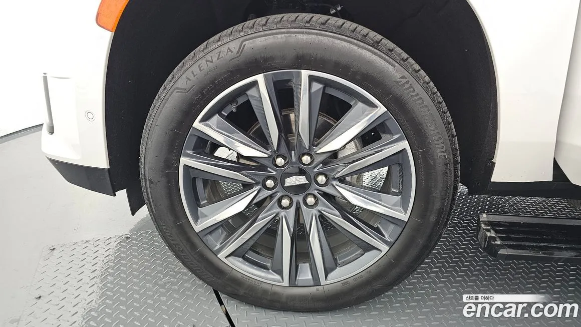 Cadillac Escalade 2023 из KR, фото 5