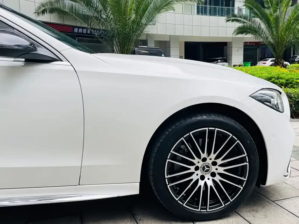 [object Object] C-Class 2022 из CN, фото 4