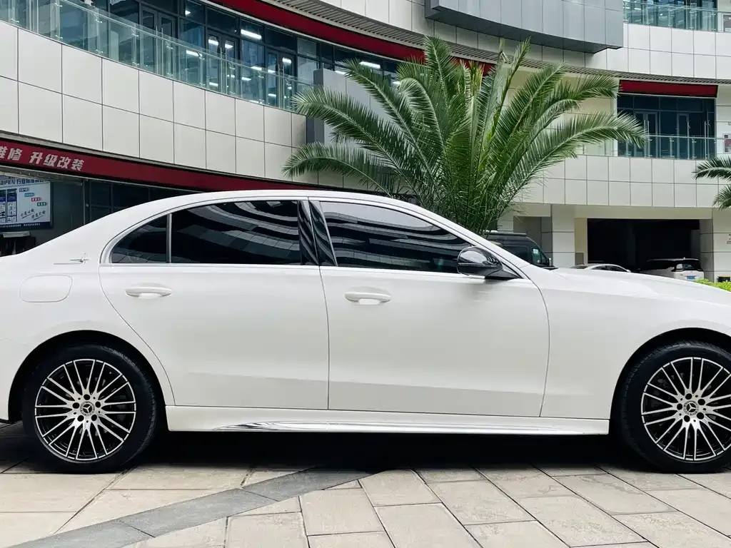 [object Object] C-Class 2022 из CN, фото 5