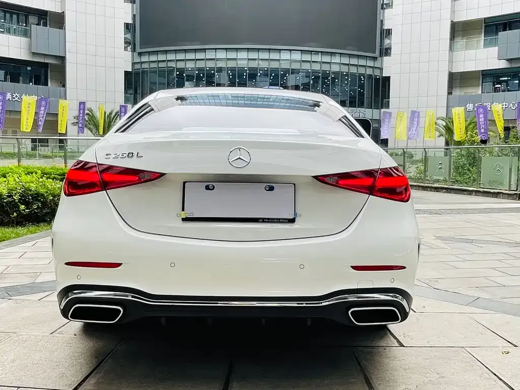 [object Object] C-Class 2022 из CN, фото 7