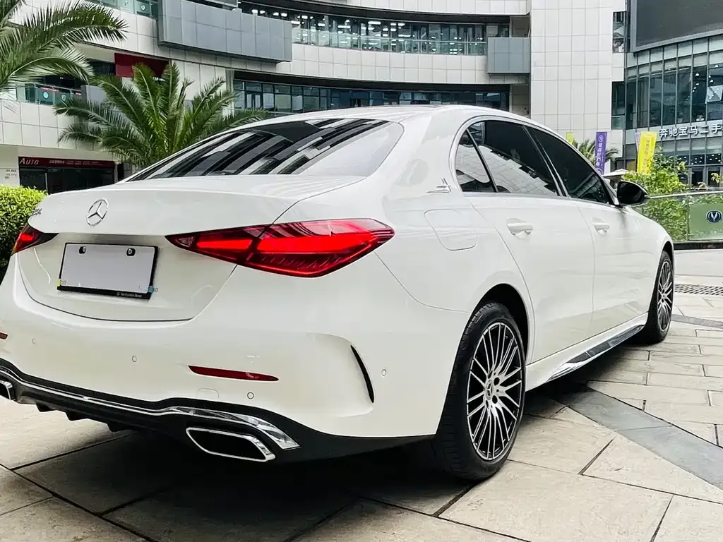 [object Object] C-Class 2022 из CN, фото 8