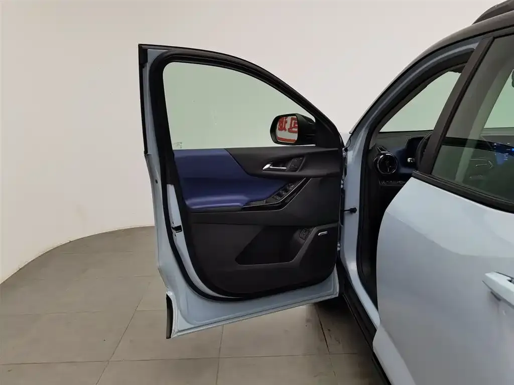 Chevrolet Plus 2024 из CN, фото 8