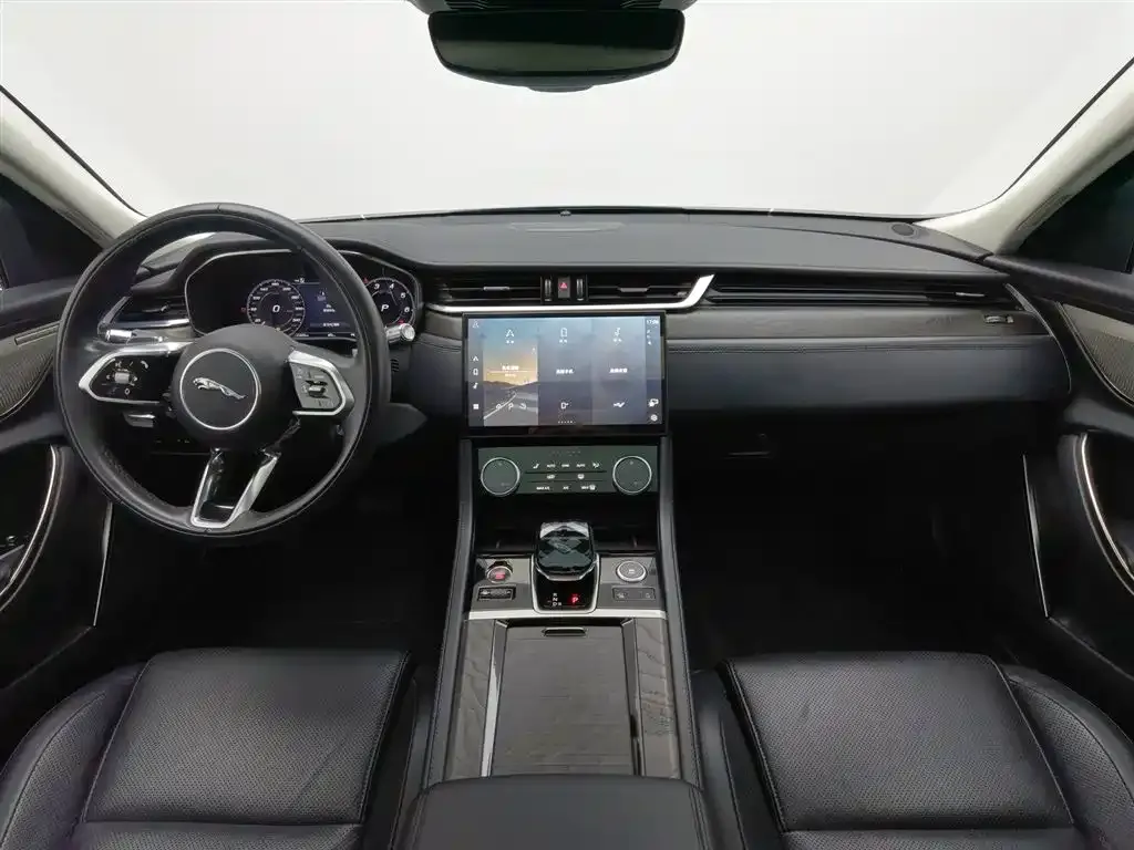 Jaguar XFL 2021 из CN, фото 5