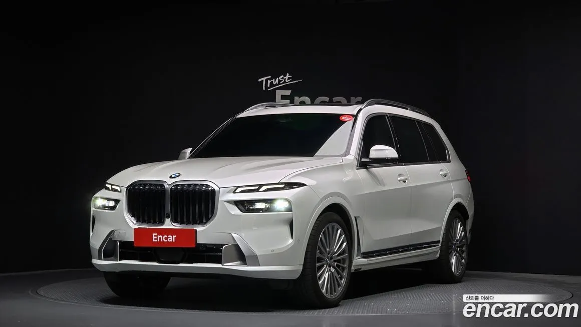 BMW X7 — фото 1