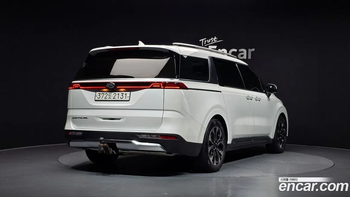 Kia Carnival — фото 2