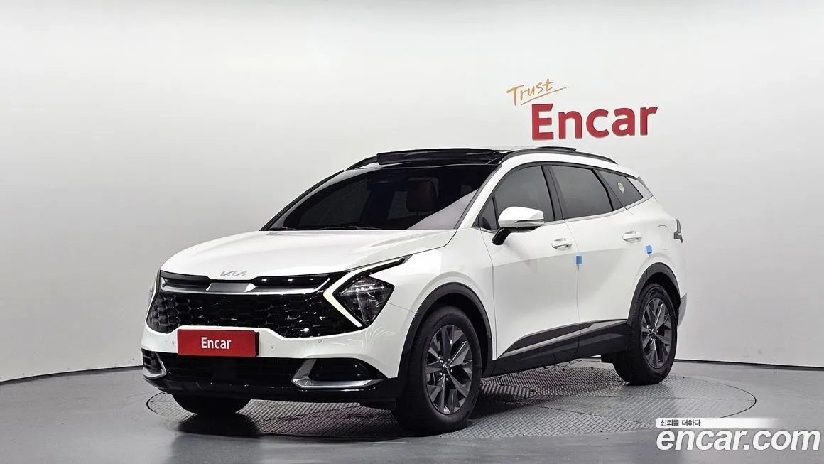 Kia Sportage — фото 1