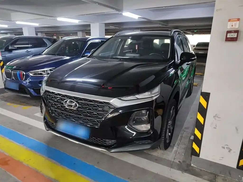 Hyundai Santa Fe 2021 из CN, фото 1