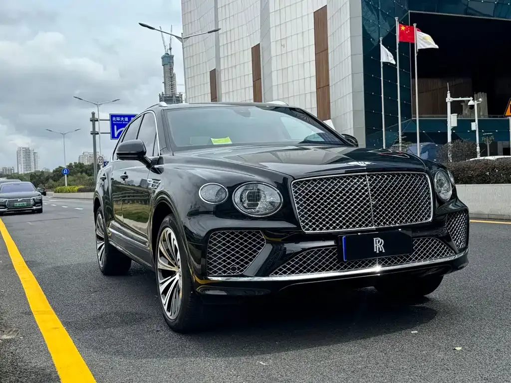 Bentley Bentayga — фото 3