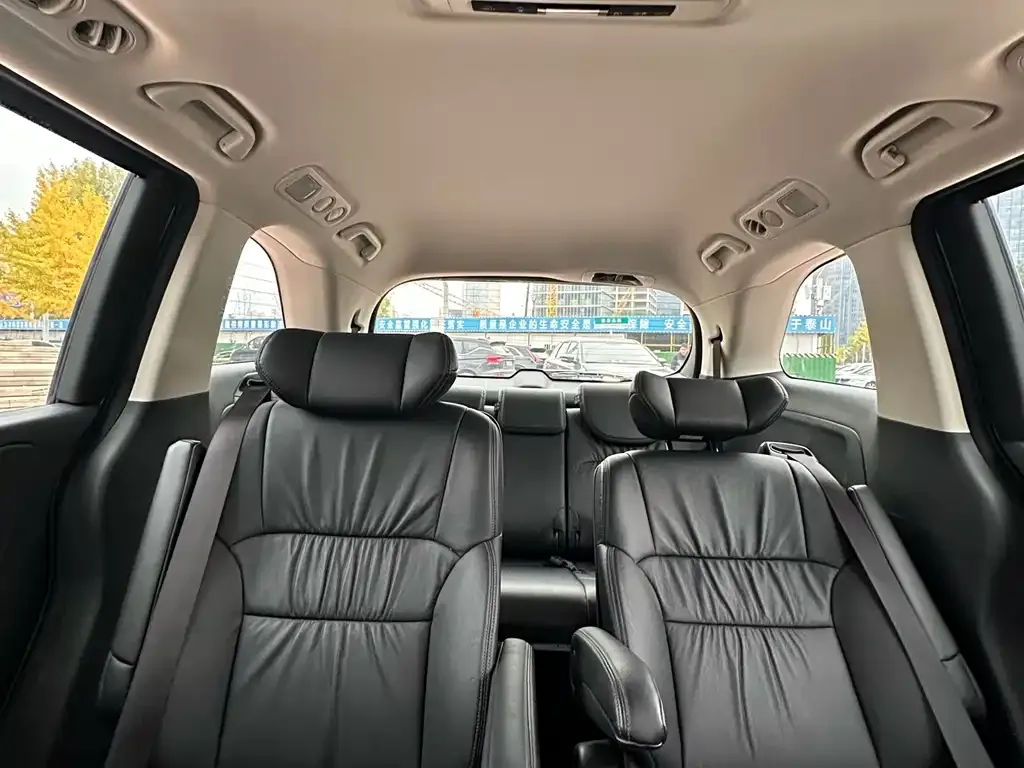 Honda Odyssey 2022 из CN, фото 9