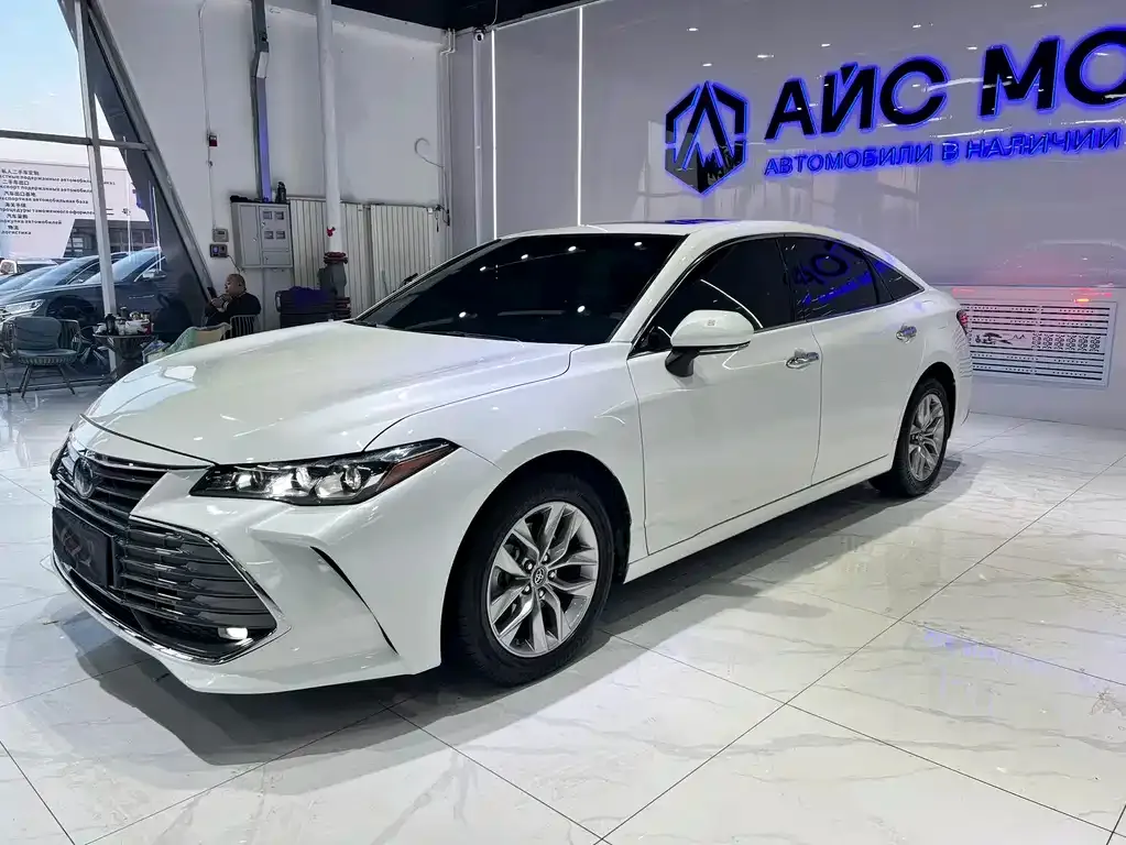 Toyota Avalon 2021 из CN, фото 1