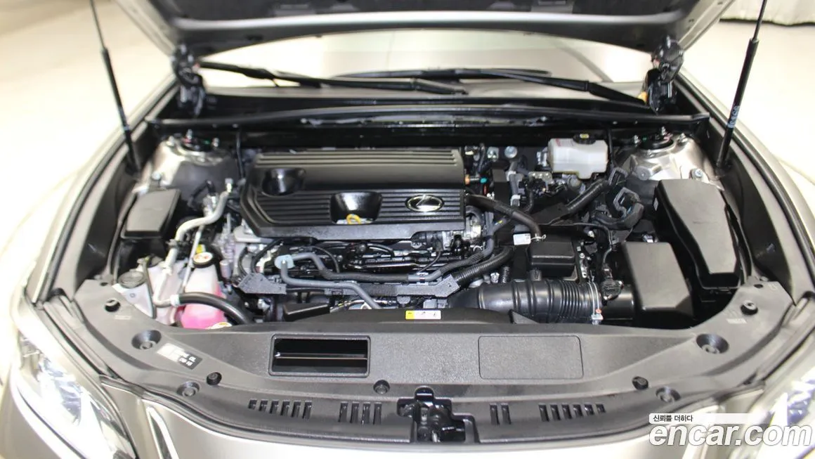 Lexus ES 2023 из KR, фото 6