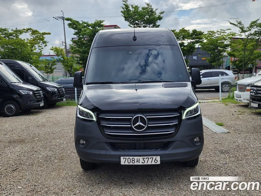 Mercedes-Benz Sprinter 2023 из KR, фото 3