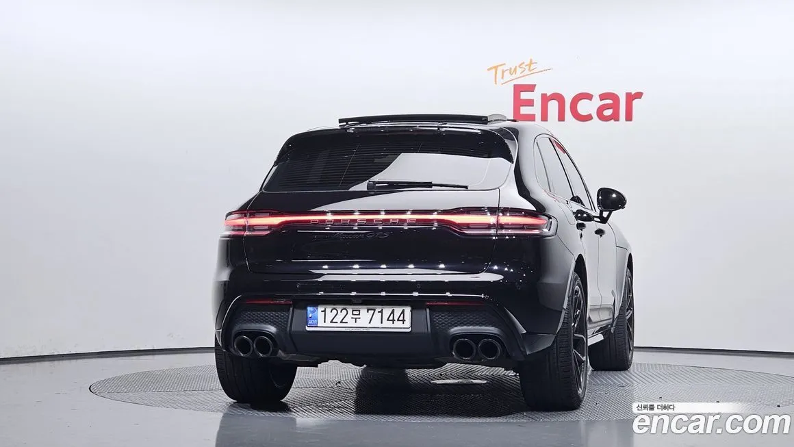 Porsche Macan — фото 4