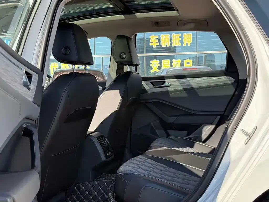 Volkswagen Sagitar 2024 из CN, фото 6