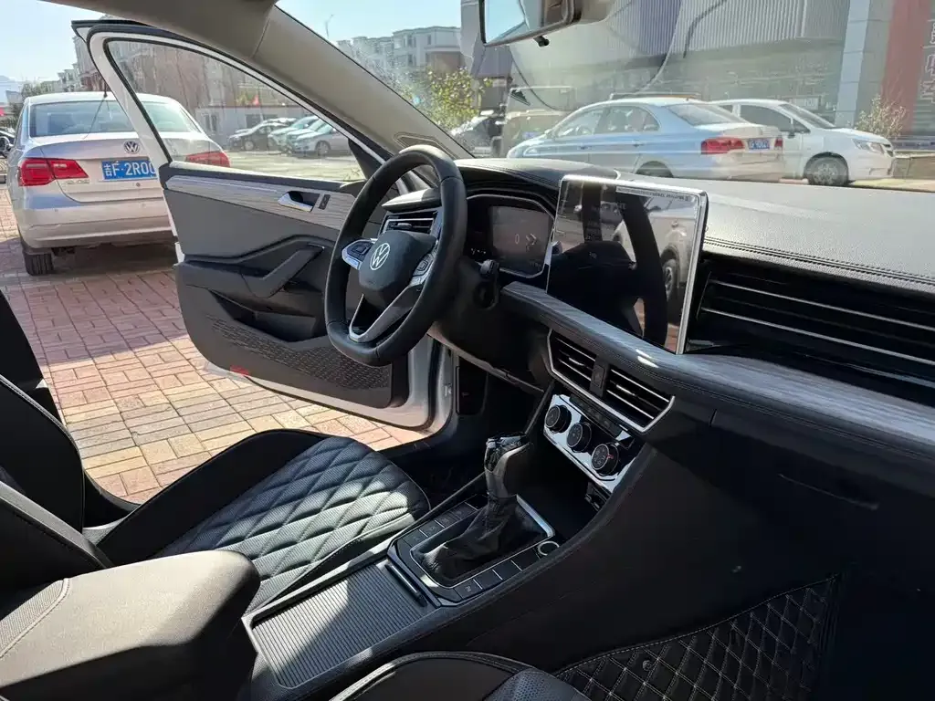 Volkswagen Sagitar 2024 из CN, фото 9
