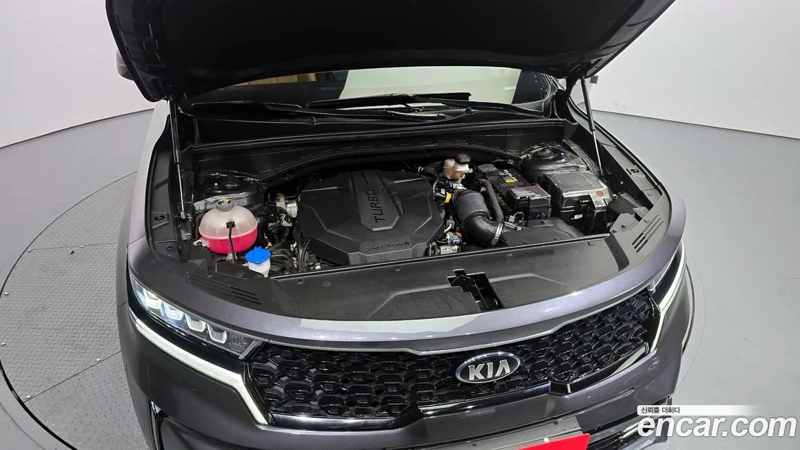 Kia Sorento — фото 6