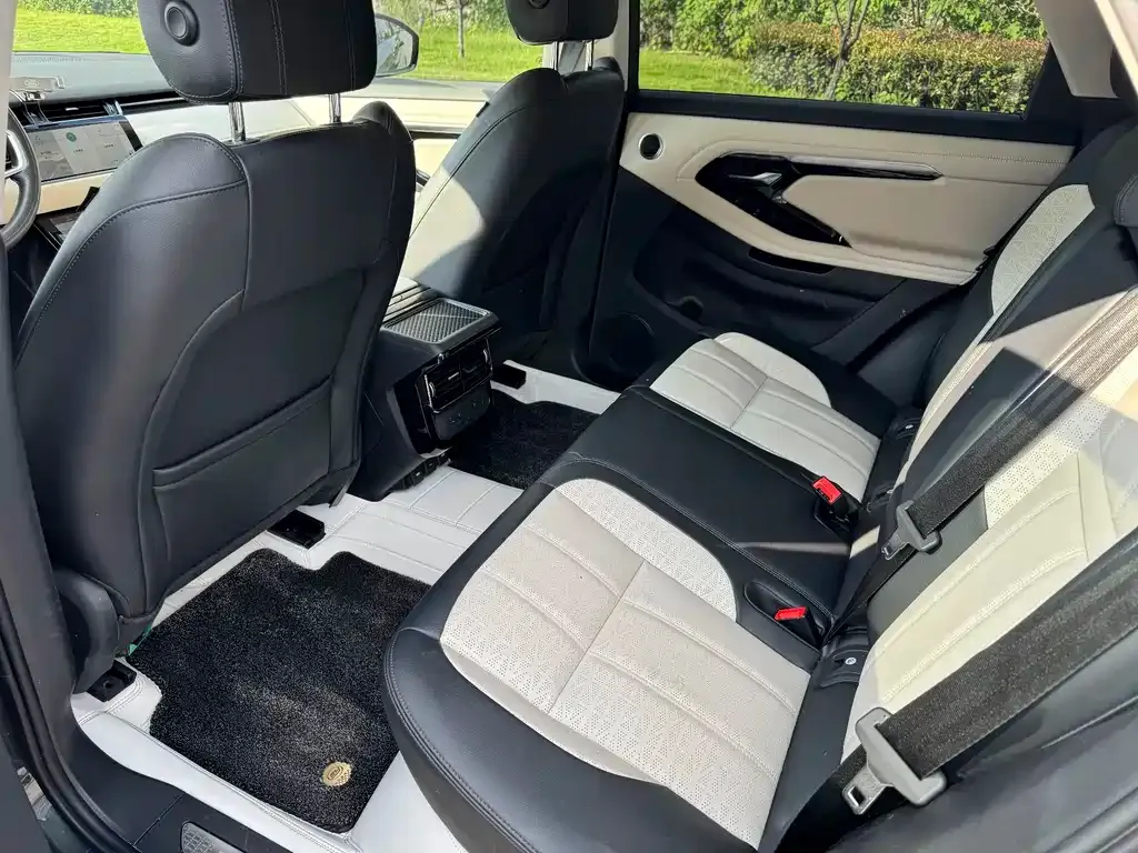 Land Rover Evoque 2023 из CN, фото 10