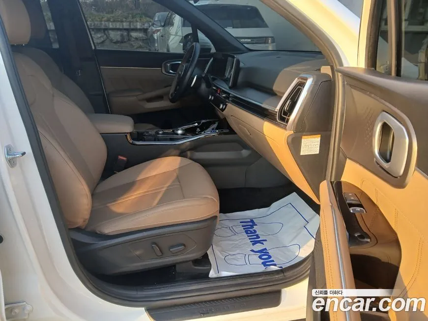 Kia Sorento — фото 9