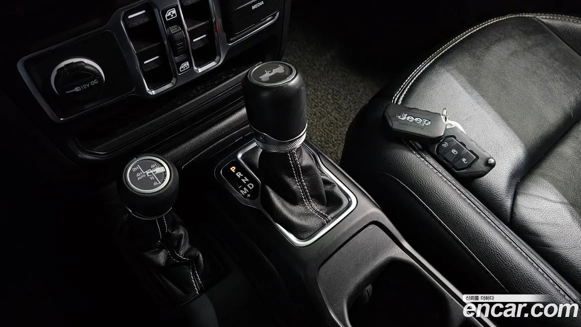 Jeep Wrangler 2023 из KR, фото 9