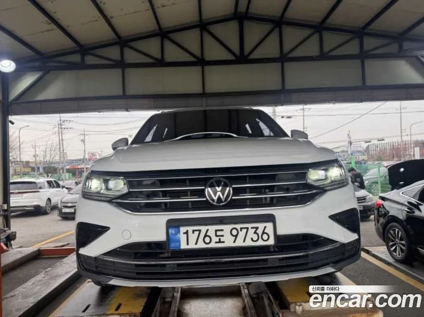 Volkswagen Tiguan 2022 из KR, фото 1
