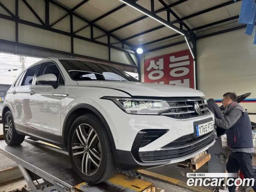 Volkswagen Tiguan 2022 из KR, фото 2