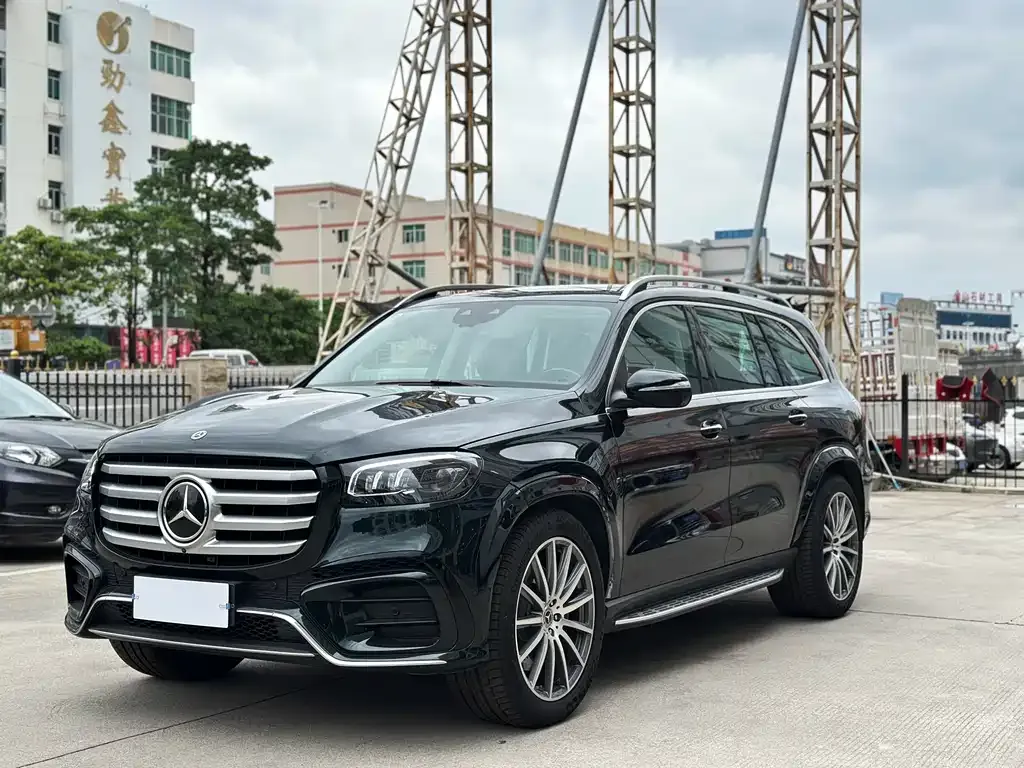 Mercedes-Benz GLS — фото 1