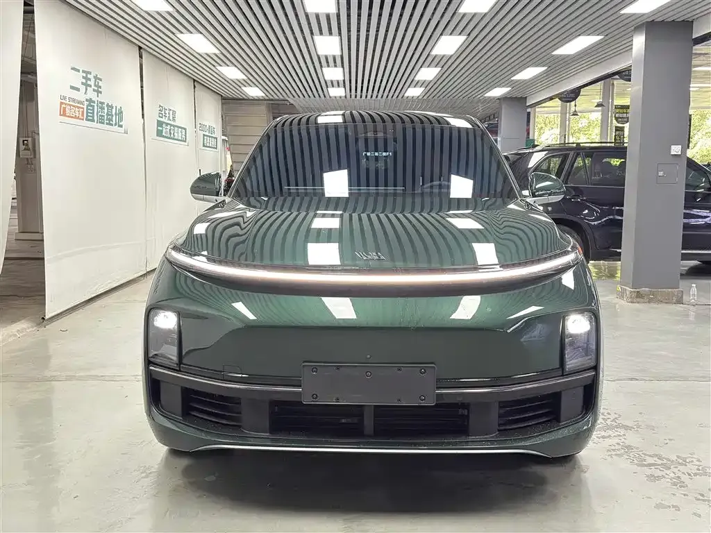 Li Auto L8 2023 из CN, фото 2