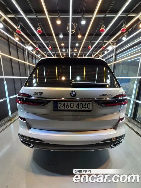 BMW X7 — фото 1